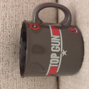 20 oz. Top Gun: Maverick Gray, Black Mug - Brand New